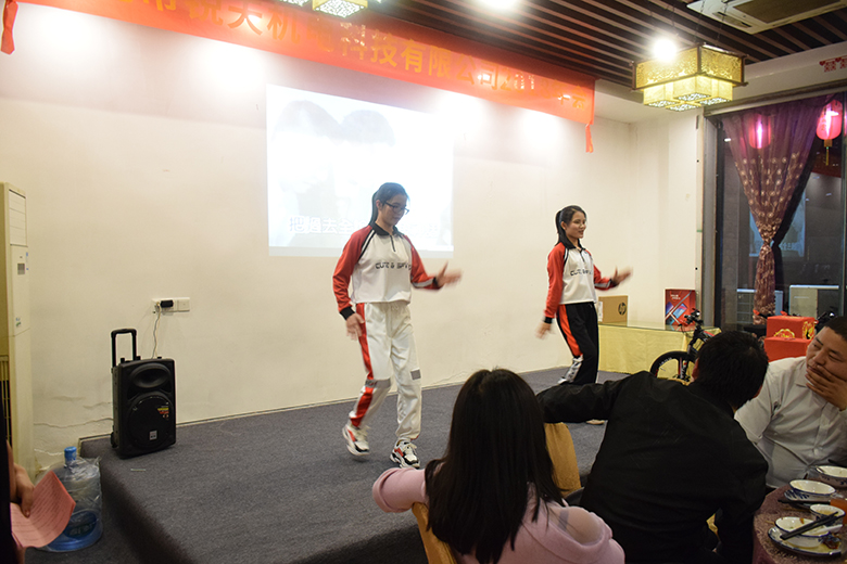 舞蹈《失戀陣線(xiàn)聯(lián)盟》